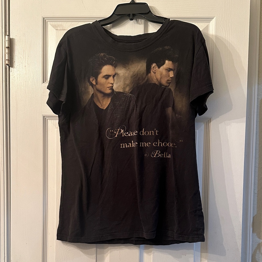 Twilight Saga New Moon Shirt
